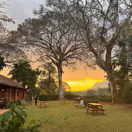 Africawildtruck Eco Camp & Lodge Mulanje Zewnętrze zdjęcie